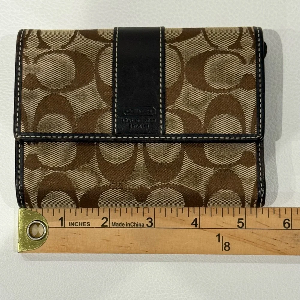 Vintage Coach Trifold Leather Zip Wallet in Signature Canvas Khaki Coach